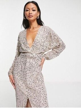 slim fit dress slacks Noelle Sequin Short Sleeve Midi Dress in Gold
